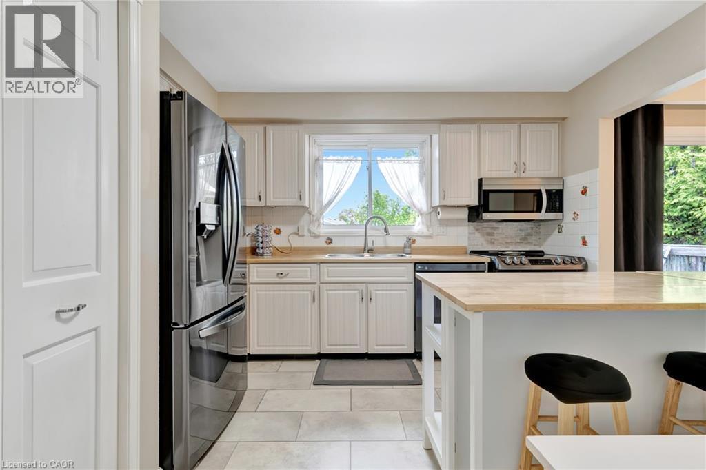 224 Erindale Crescent, Cambridge, ON