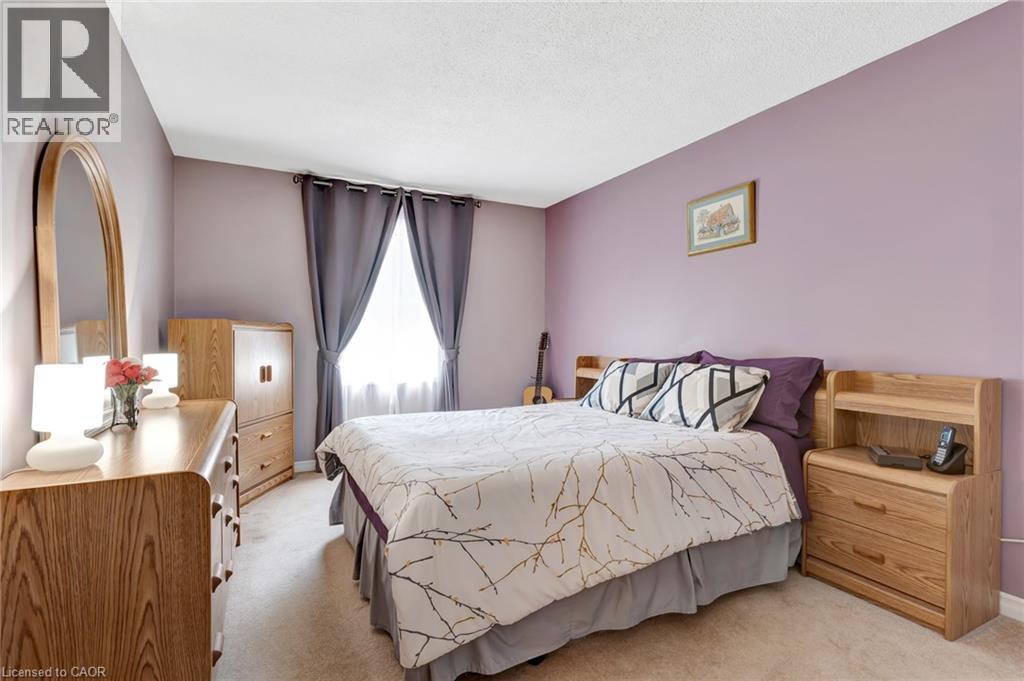 224 Erindale Crescent, Cambridge, ON