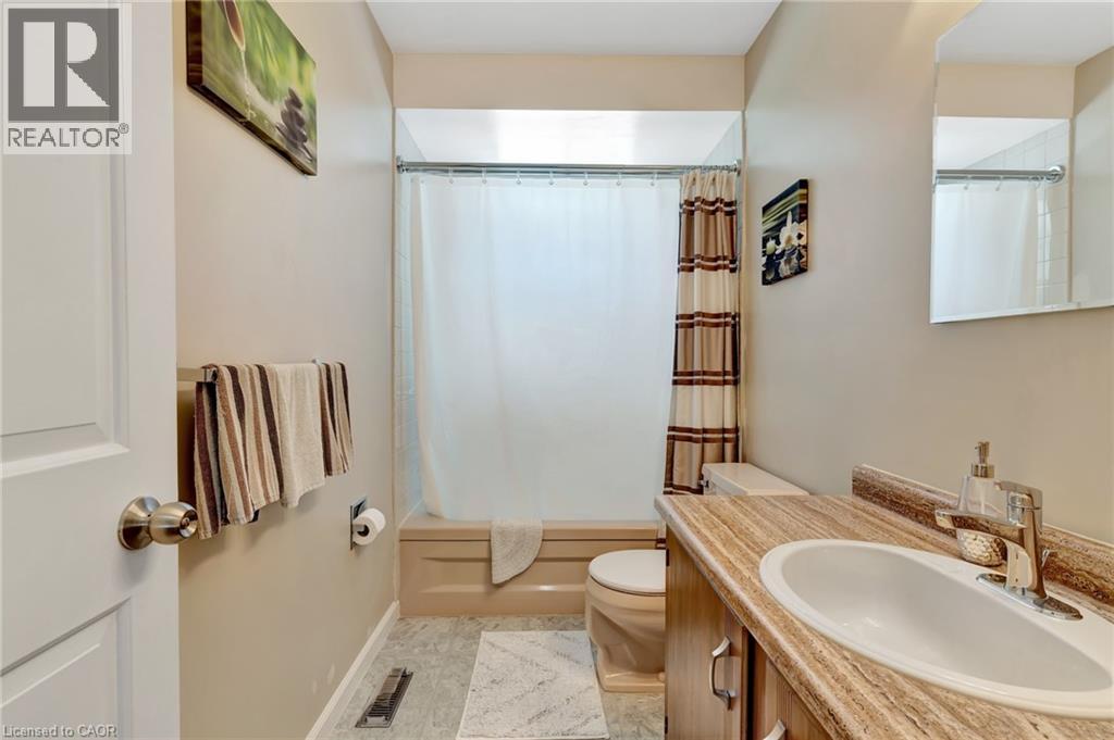 224 Erindale Crescent, Cambridge, ON
