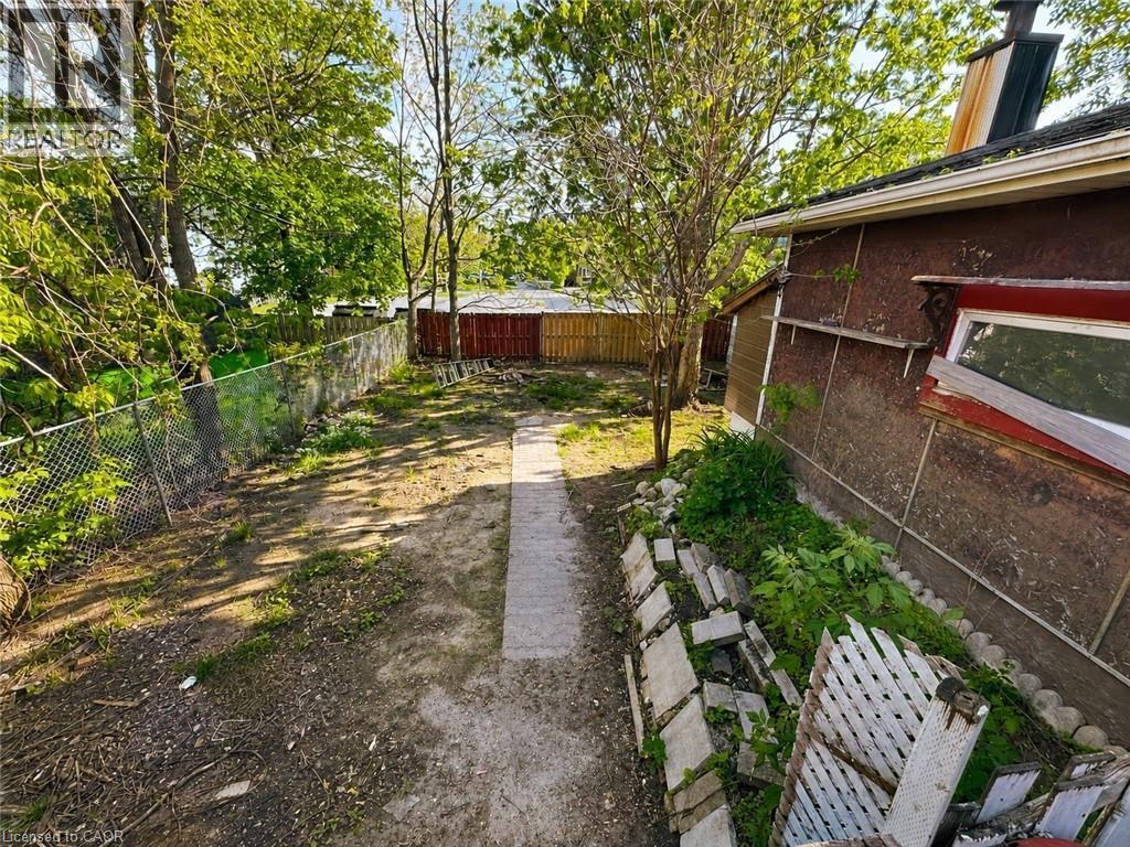 27 Oak Street, Kitchener, ON