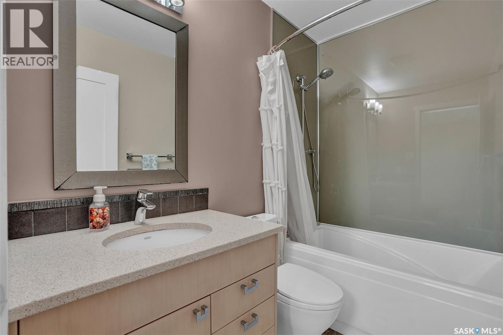 3402 Phaneuf Crescent E, Regina, SK
