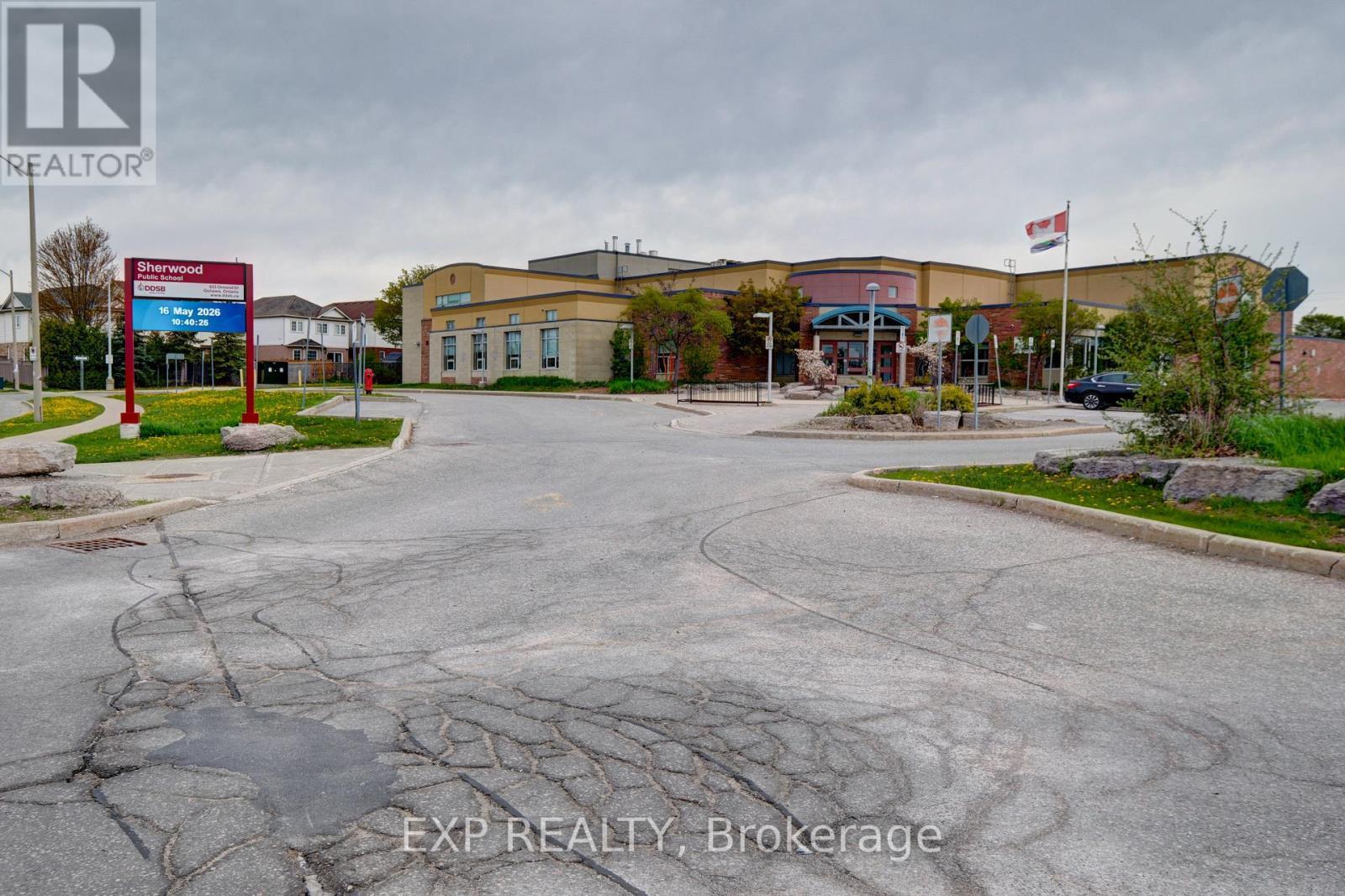 548 Ormond Drive, Oshawa, ON
