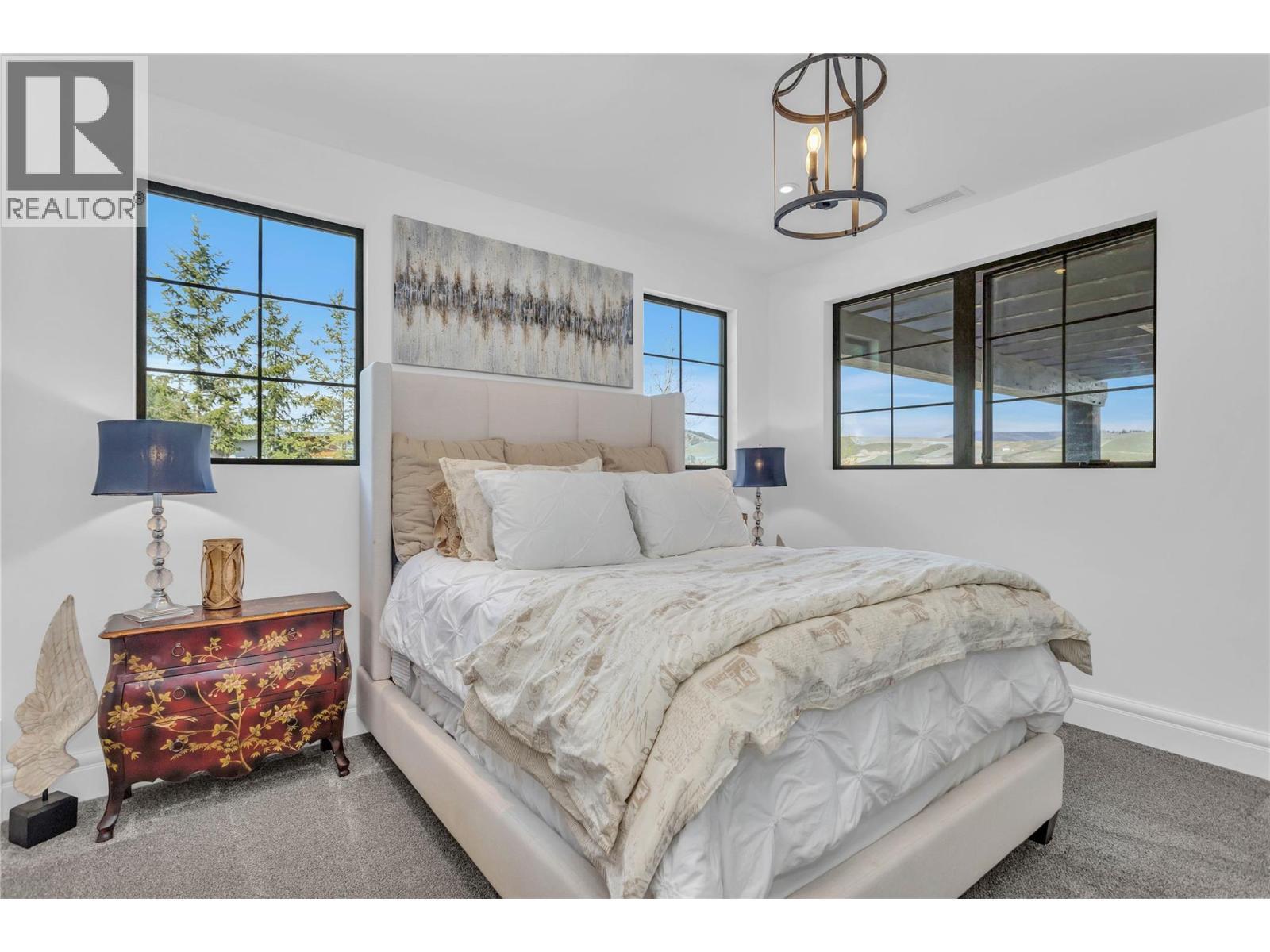 164 Sunset Boulevard, Vernon, BC