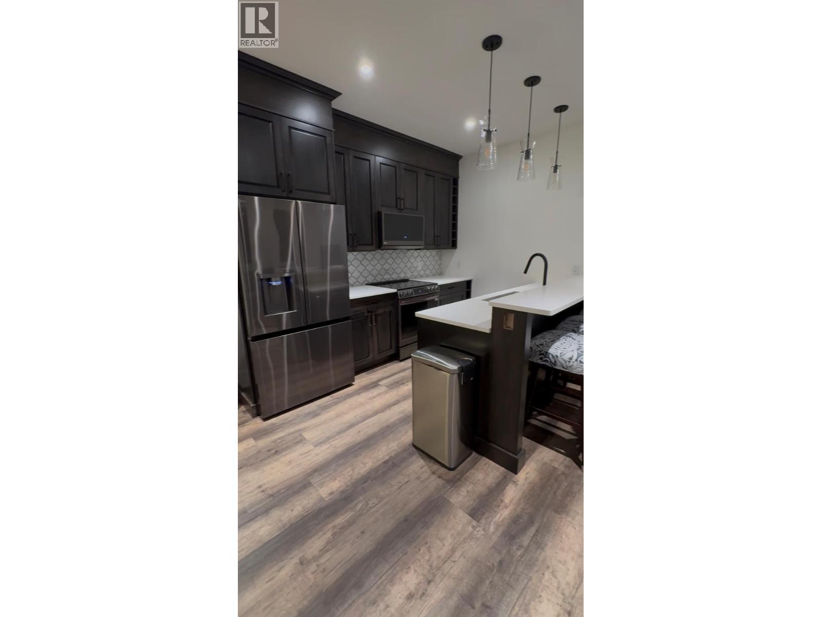 Suite - 164 Sunset Boulevard, Vernon, BC