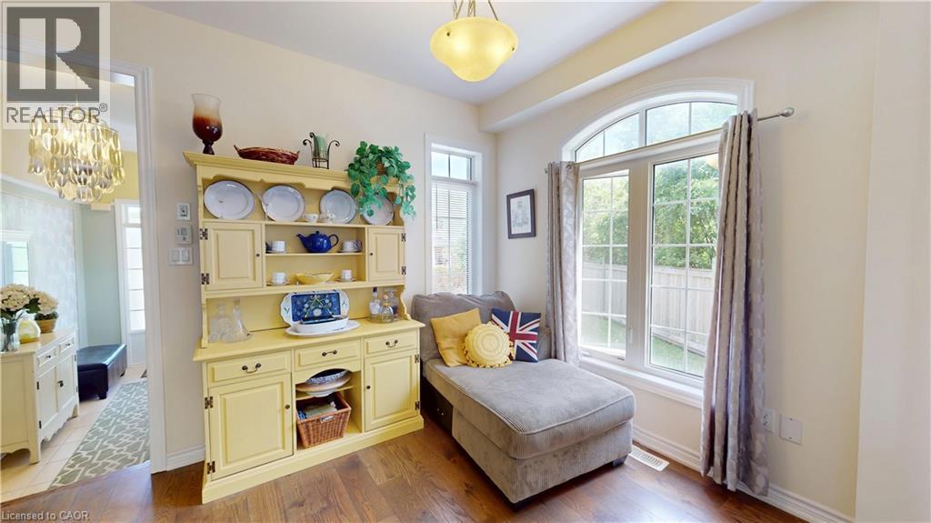 16 Ridgegate Crescent, Georgetown, ON - Indoor