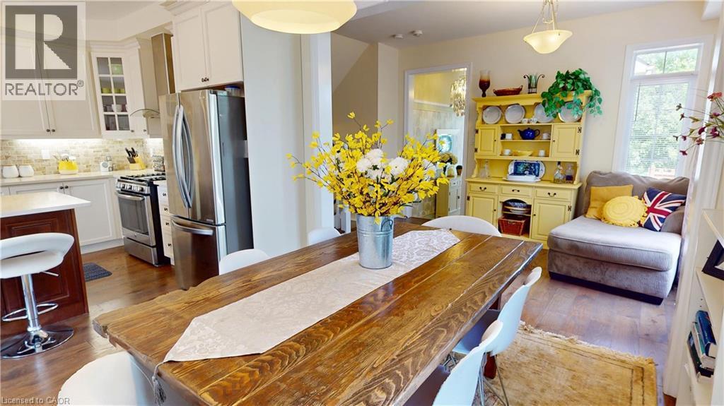16 Ridgegate Crescent, Georgetown, ON - Indoor