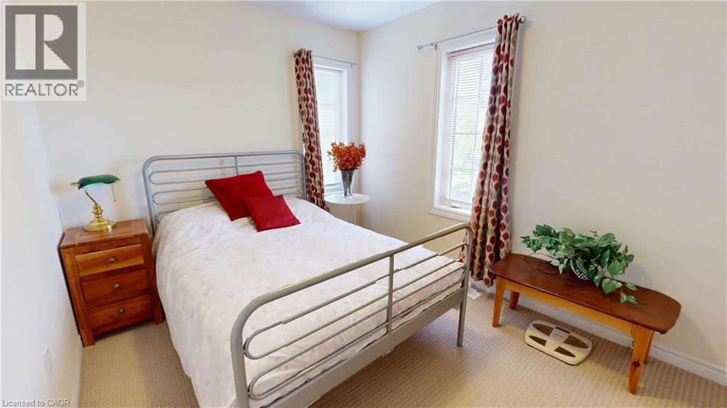 16 Ridgegate Crescent, Georgetown, ON - Indoor Photo Showing Bedroom