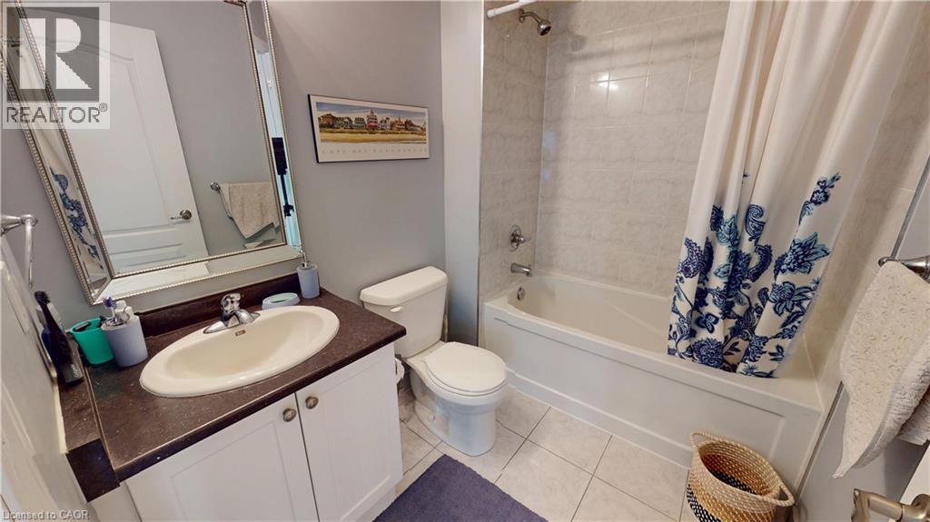 16 Ridgegate Crescent, Georgetown, ON - Indoor Photo Showing Bathroom