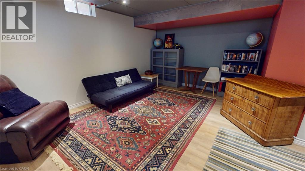 16 Ridgegate Crescent, Georgetown, ON - Indoor