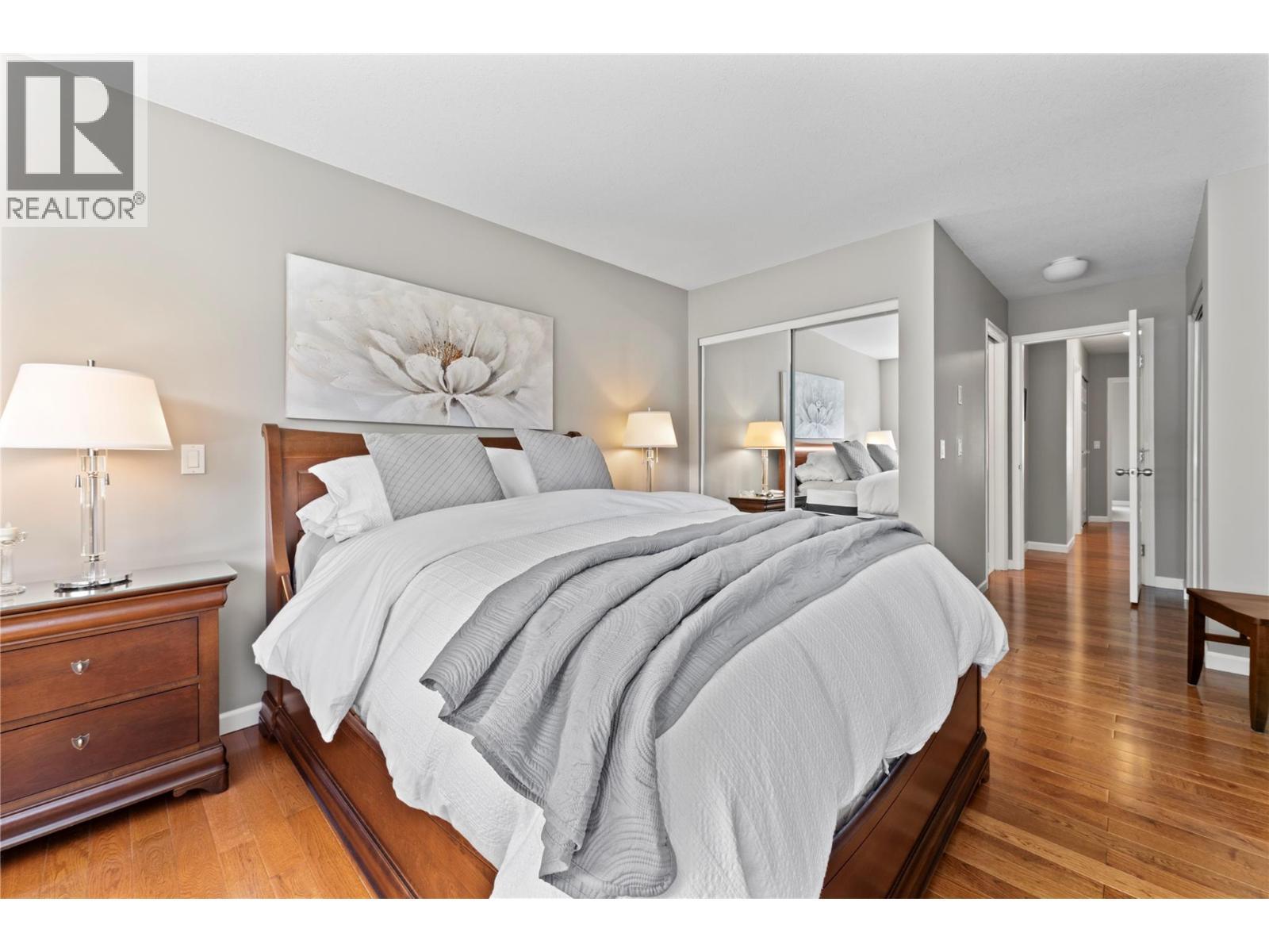 2934 Juniper Crescent, Sorrento, BC