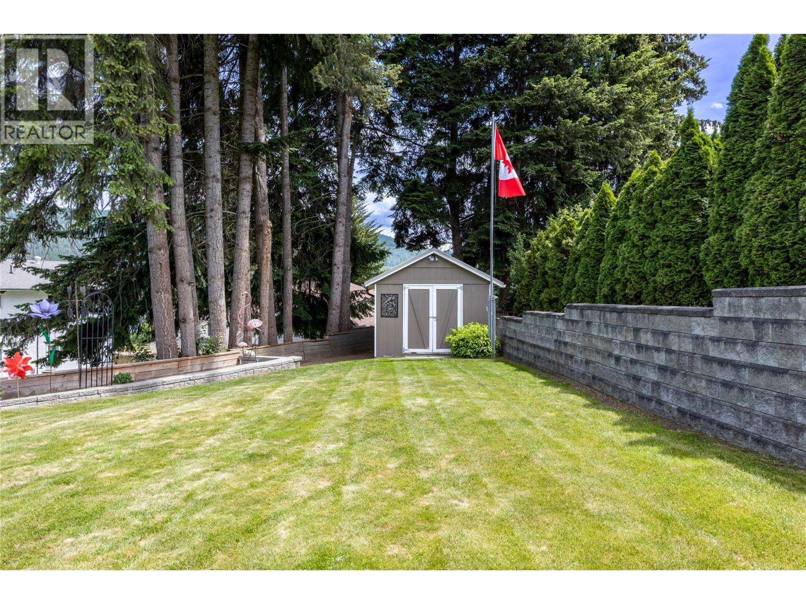 2934 Juniper Crescent, Sorrento, BC