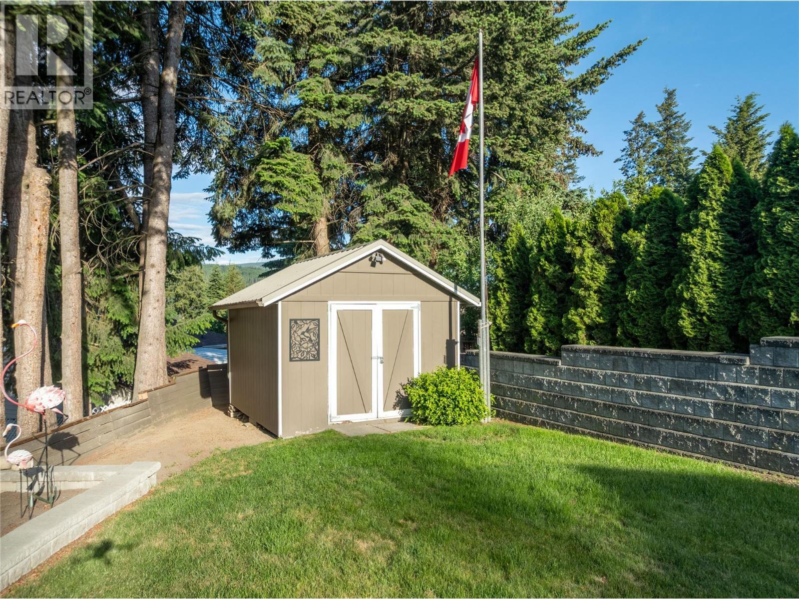2934 Juniper Crescent, Sorrento, BC