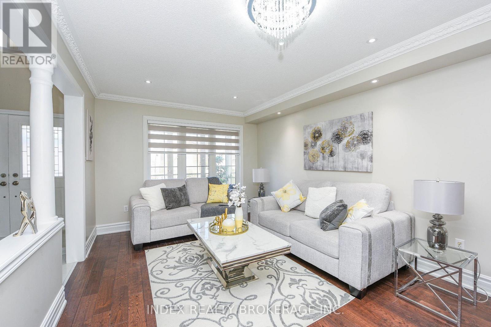 10 Leopard Gate, Brampton, ON