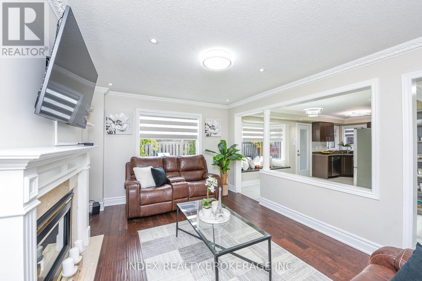 10 Leopard Gate, Brampton, ON