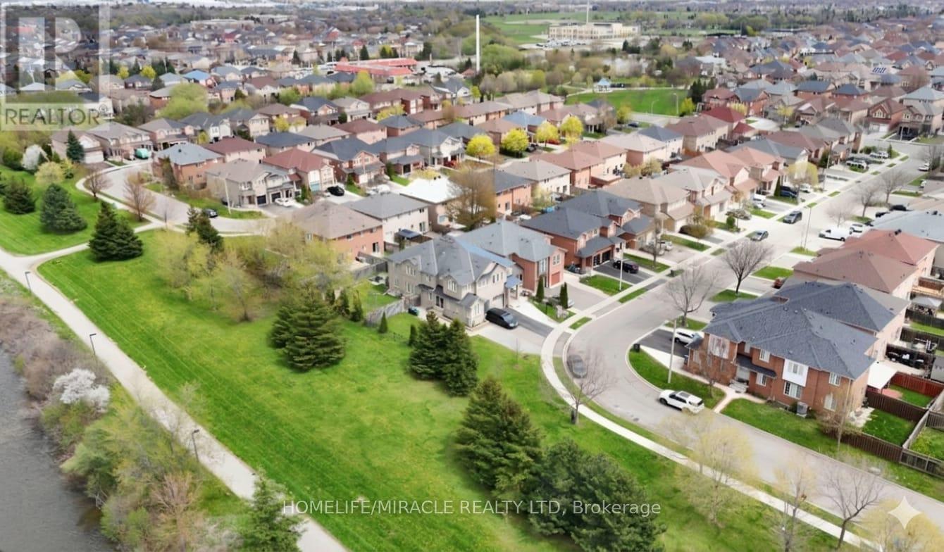 17 Baha Crescent, Brampton, ON