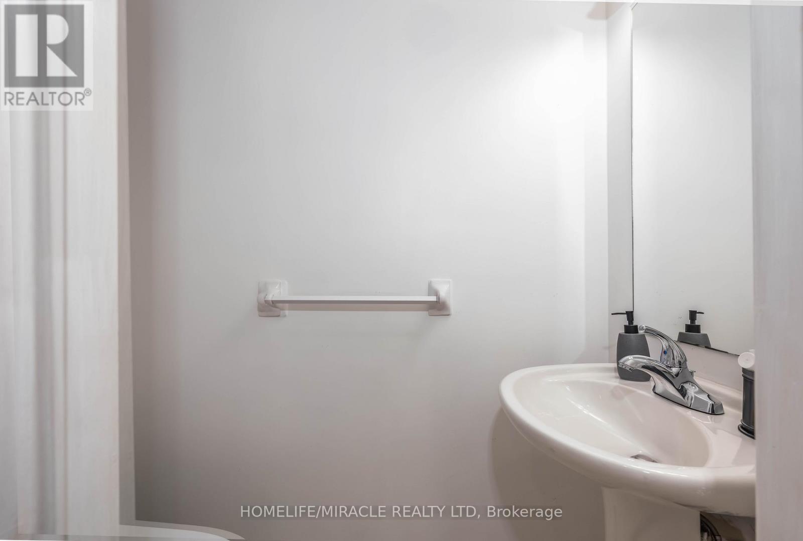 17 Baha Crescent, Brampton, ON