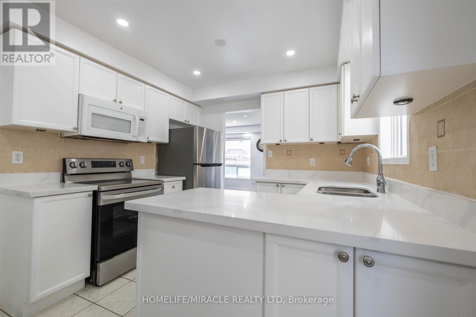 17 Baha Crescent, Brampton, ON
