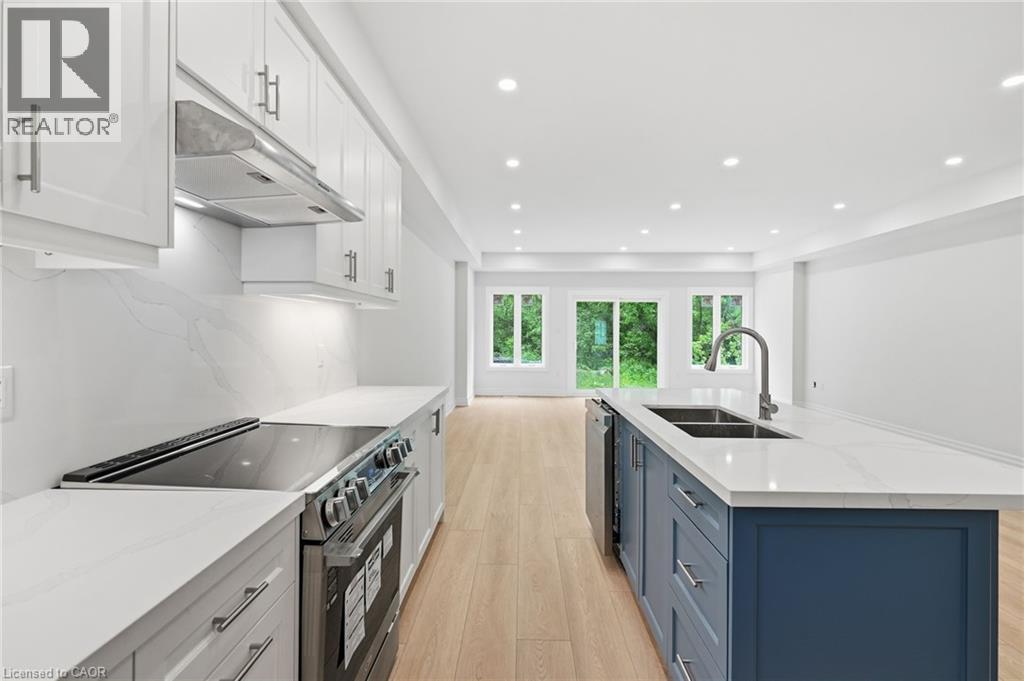 112 Forks Road E, Welland, ON