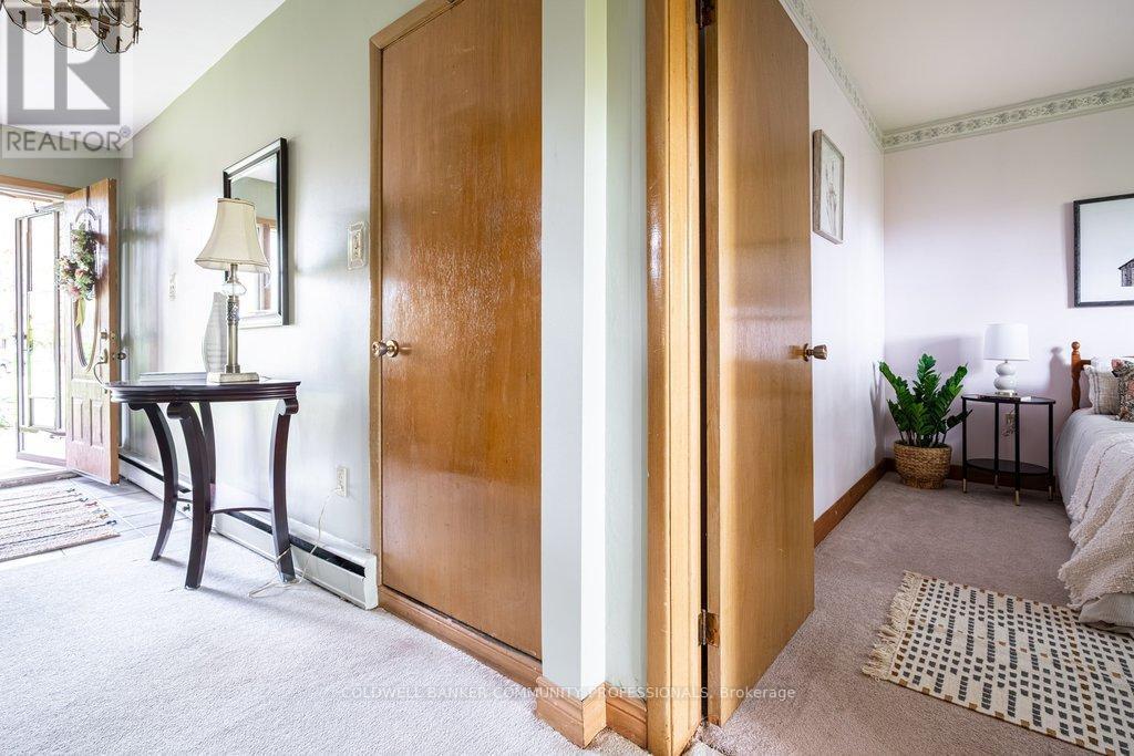 Inside entry from attached garage. - 23 Keen Court, Hamilton, ON