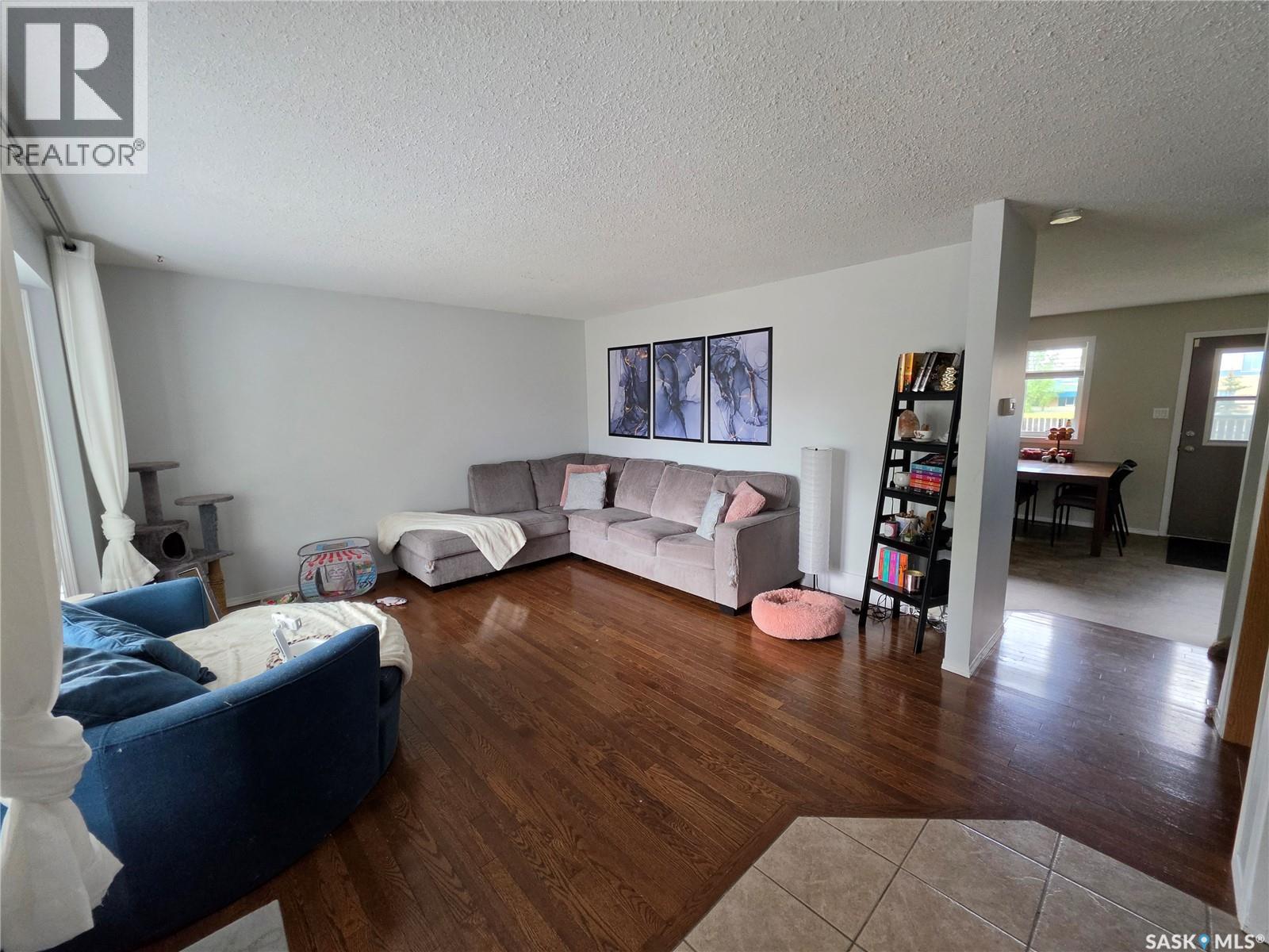9 Stack Crescent, Meadow Lake, SK