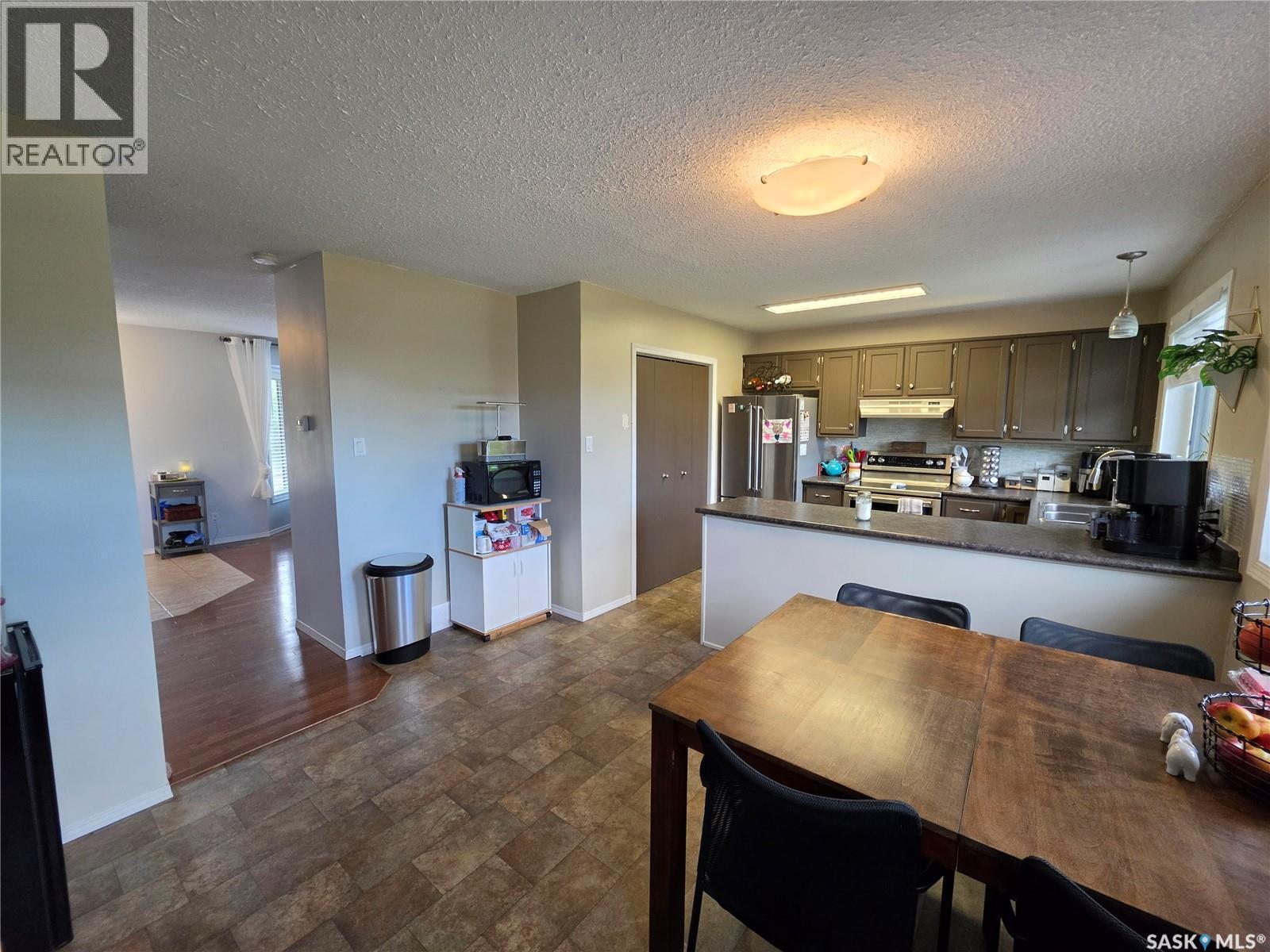 9 Stack Crescent, Meadow Lake, SK