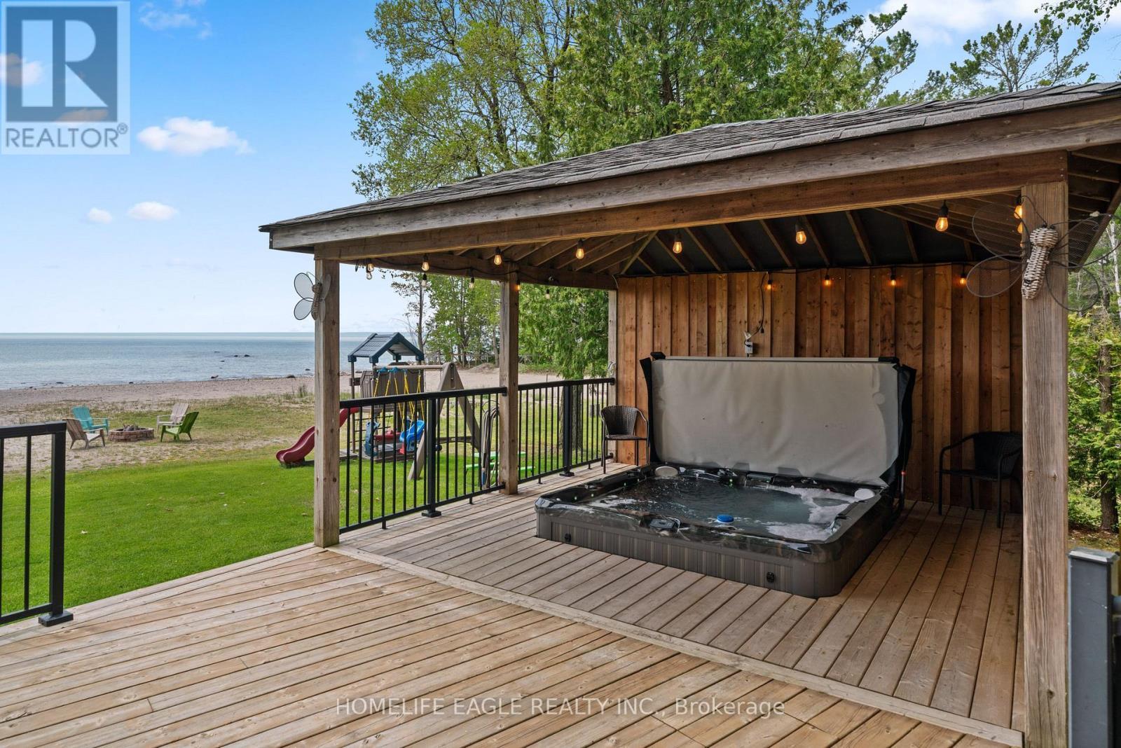 1496 Tiny Beaches Road N, Tiny, ON
