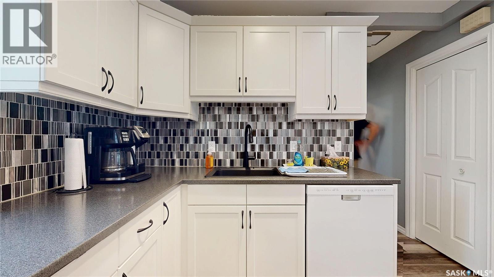 1302 Tatanka Drive, Sun Valley, SK
