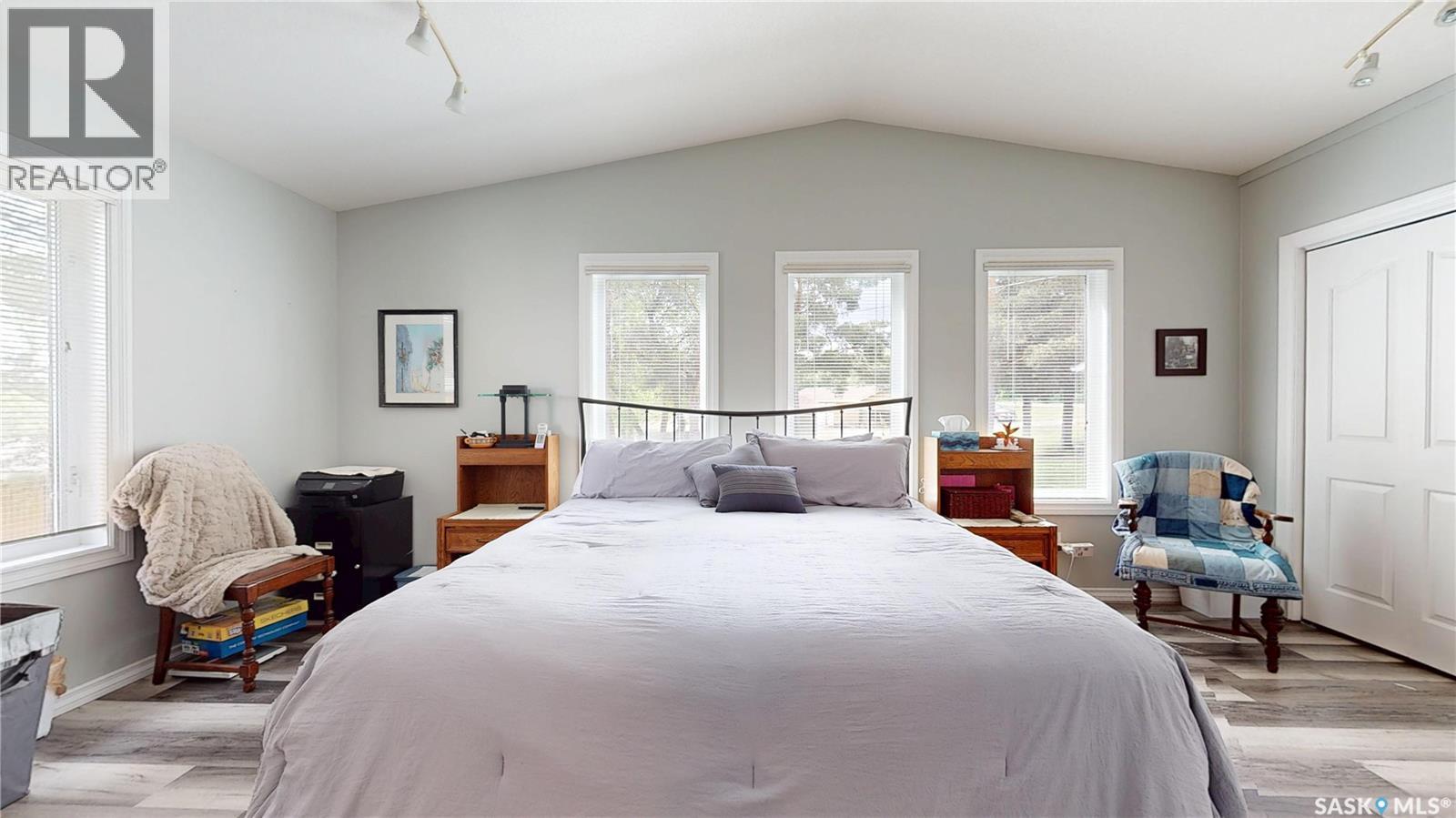 1302 Tatanka Drive, Sun Valley, SK