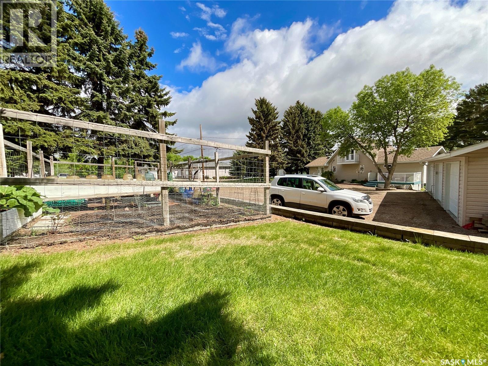 1302 Tatanka Drive, Sun Valley, SK
