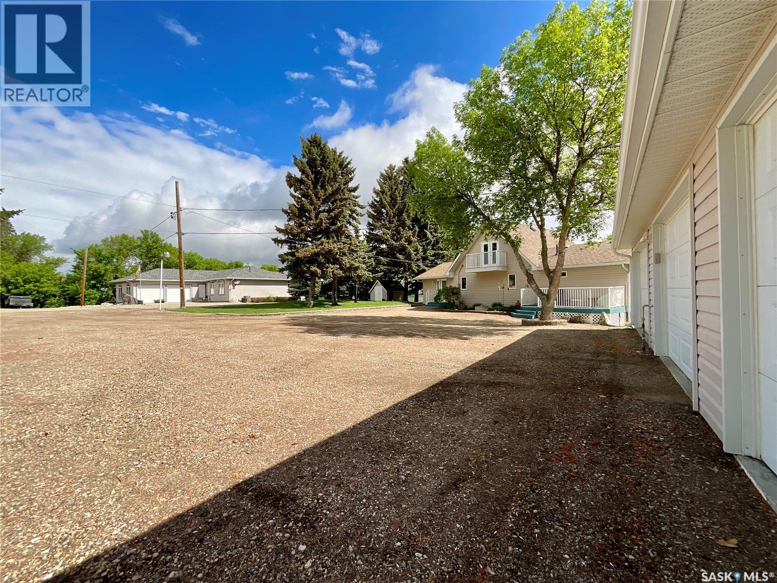 1302 Tatanka Drive, Sun Valley, SK