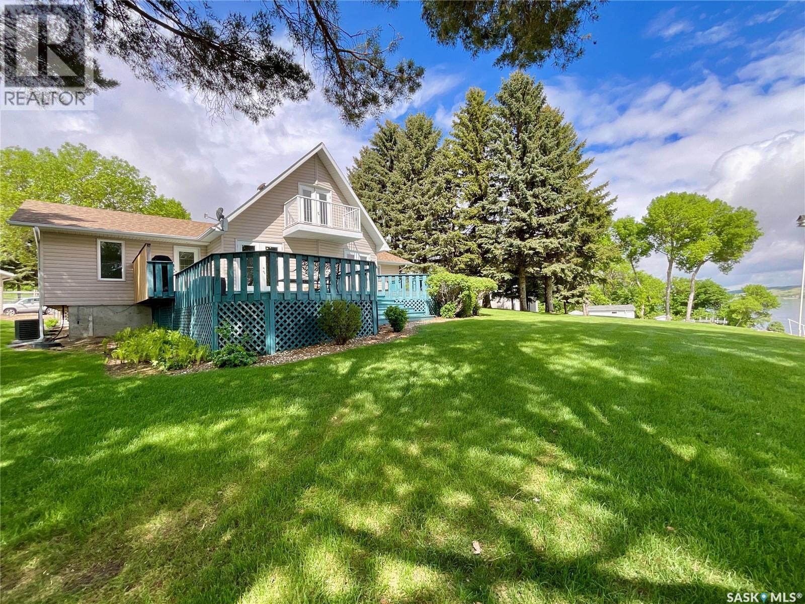 1302 Tatanka Drive, Sun Valley, SK