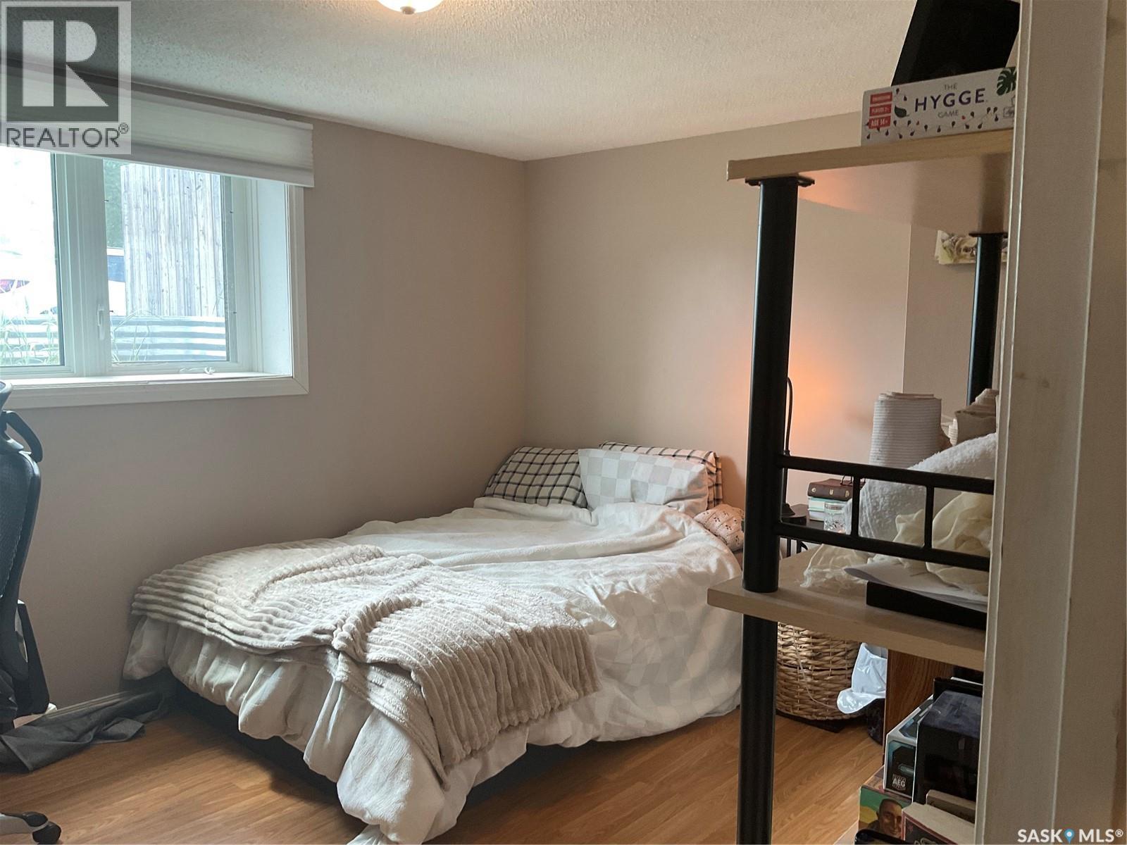 302 Dunlop Street, Saskatoon, SK