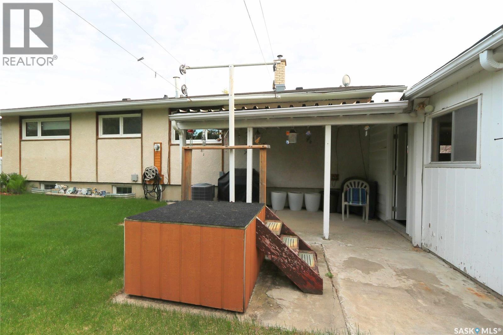 546 Riverview Road, Yorkton, SK