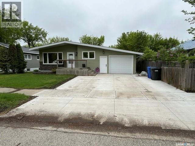 206 3Rd Avenue W, Canora, SK