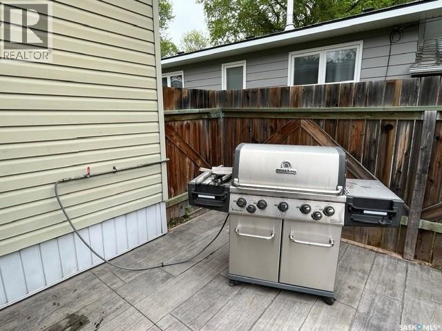 206 3Rd Avenue W, Canora, SK