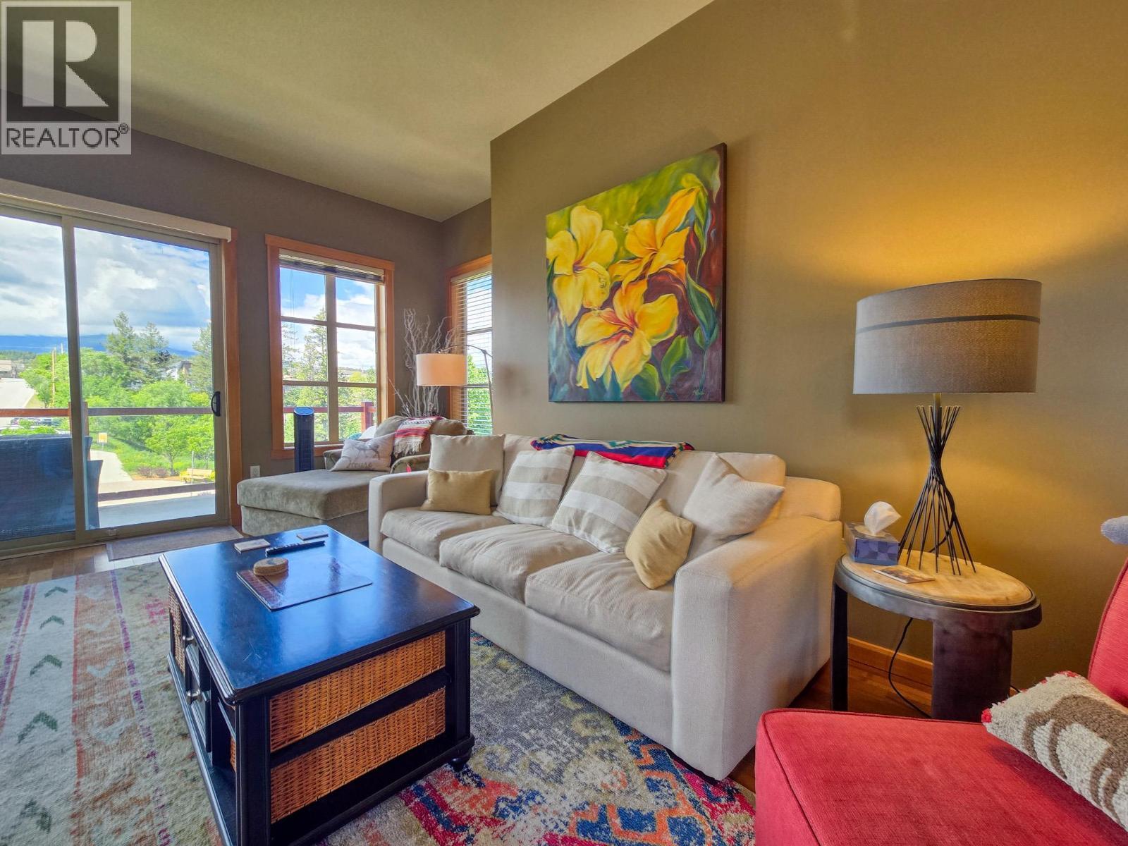 905 7Th Avenue Unit# 201, Invermere, BC