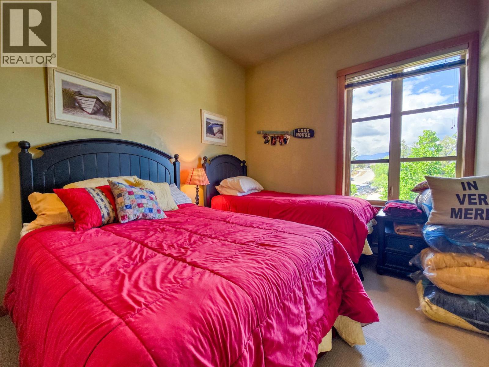905 7Th Avenue Unit# 201, Invermere, BC