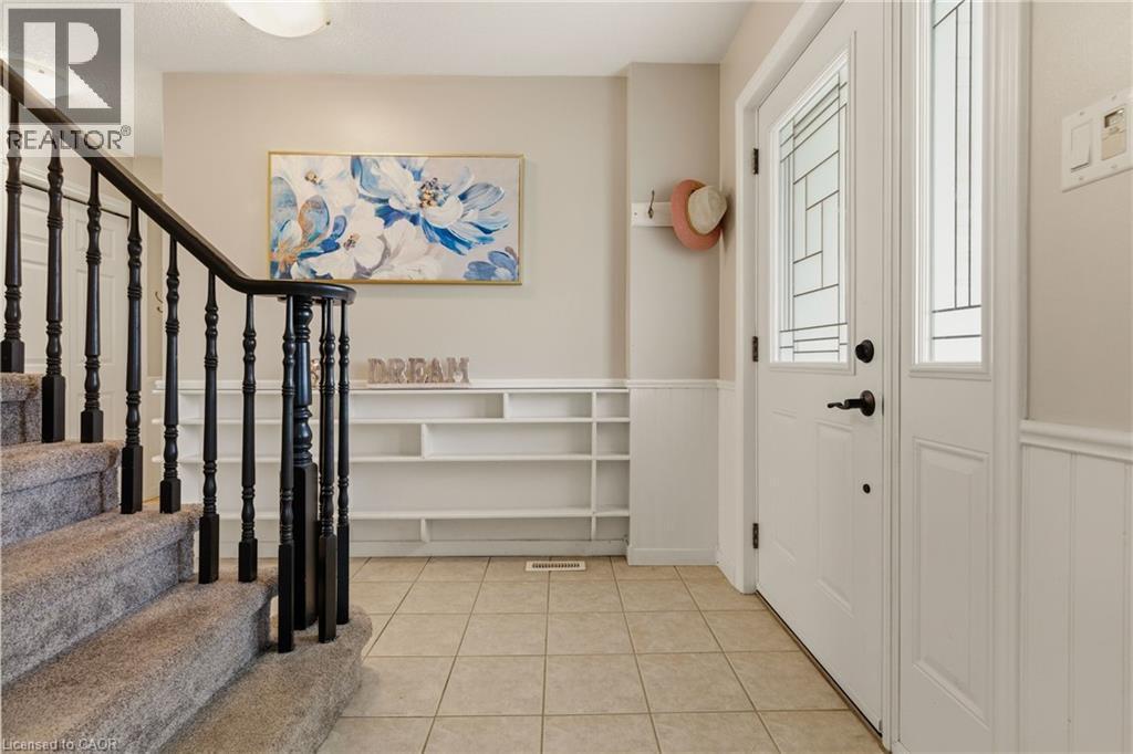 17 Piper Place, Caledonia, ON