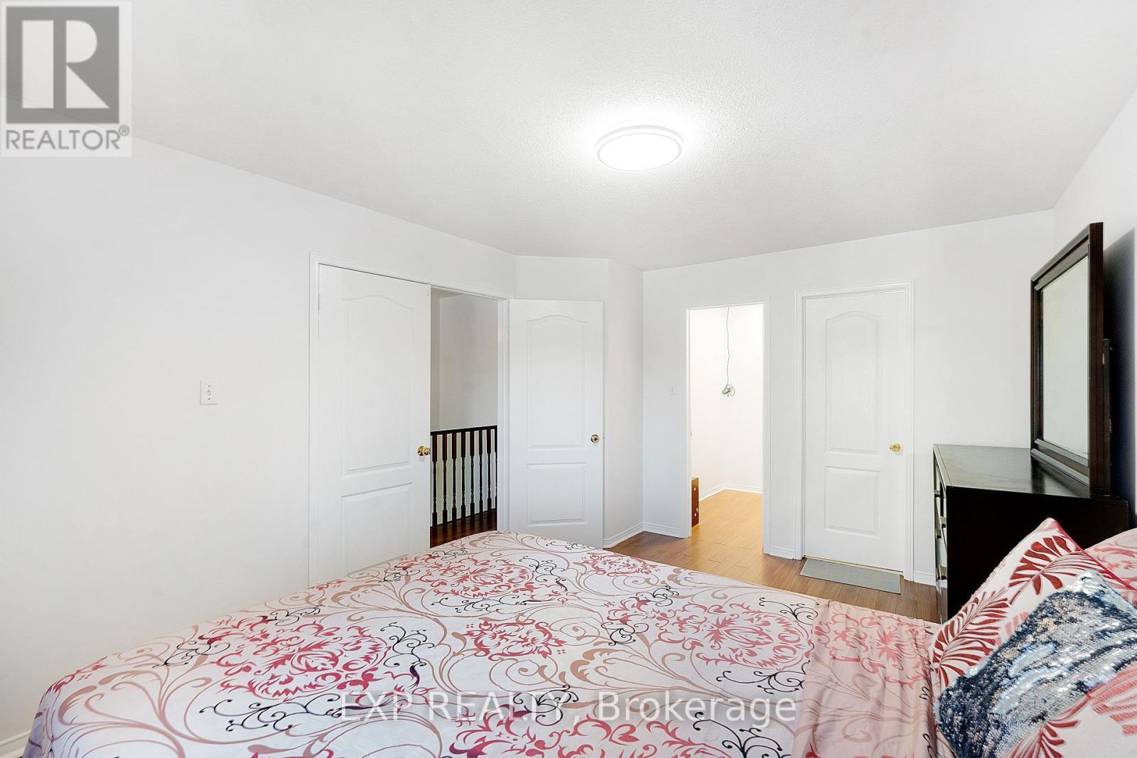6157 Snowy Owl Crescent, Mississauga, ON