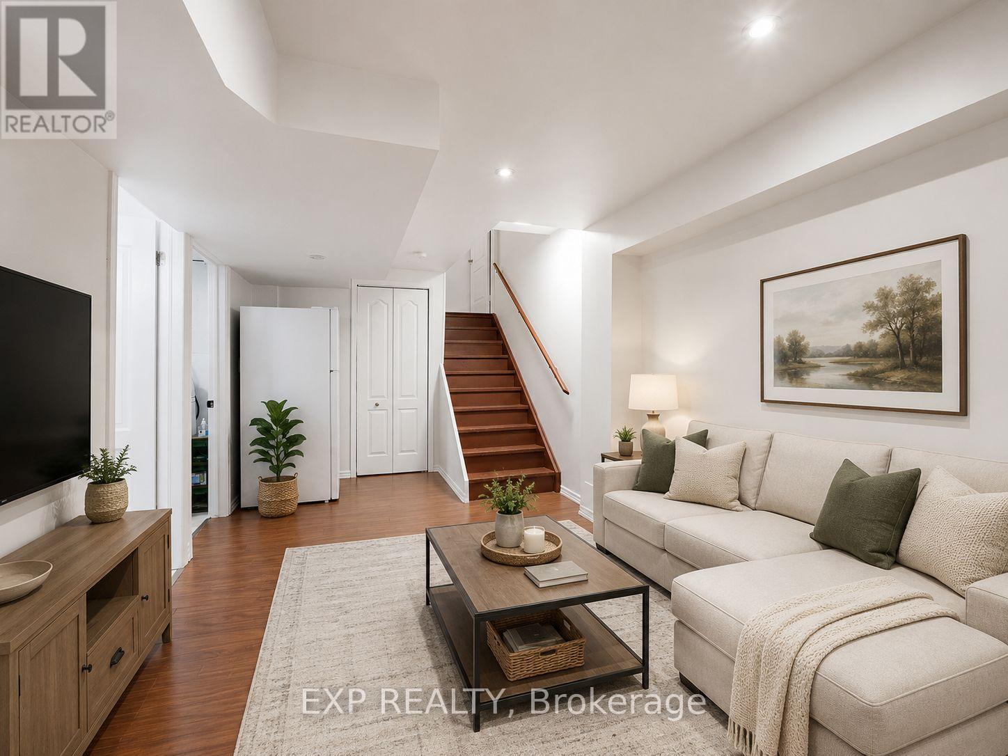 6157 Snowy Owl Crescent, Mississauga, ON