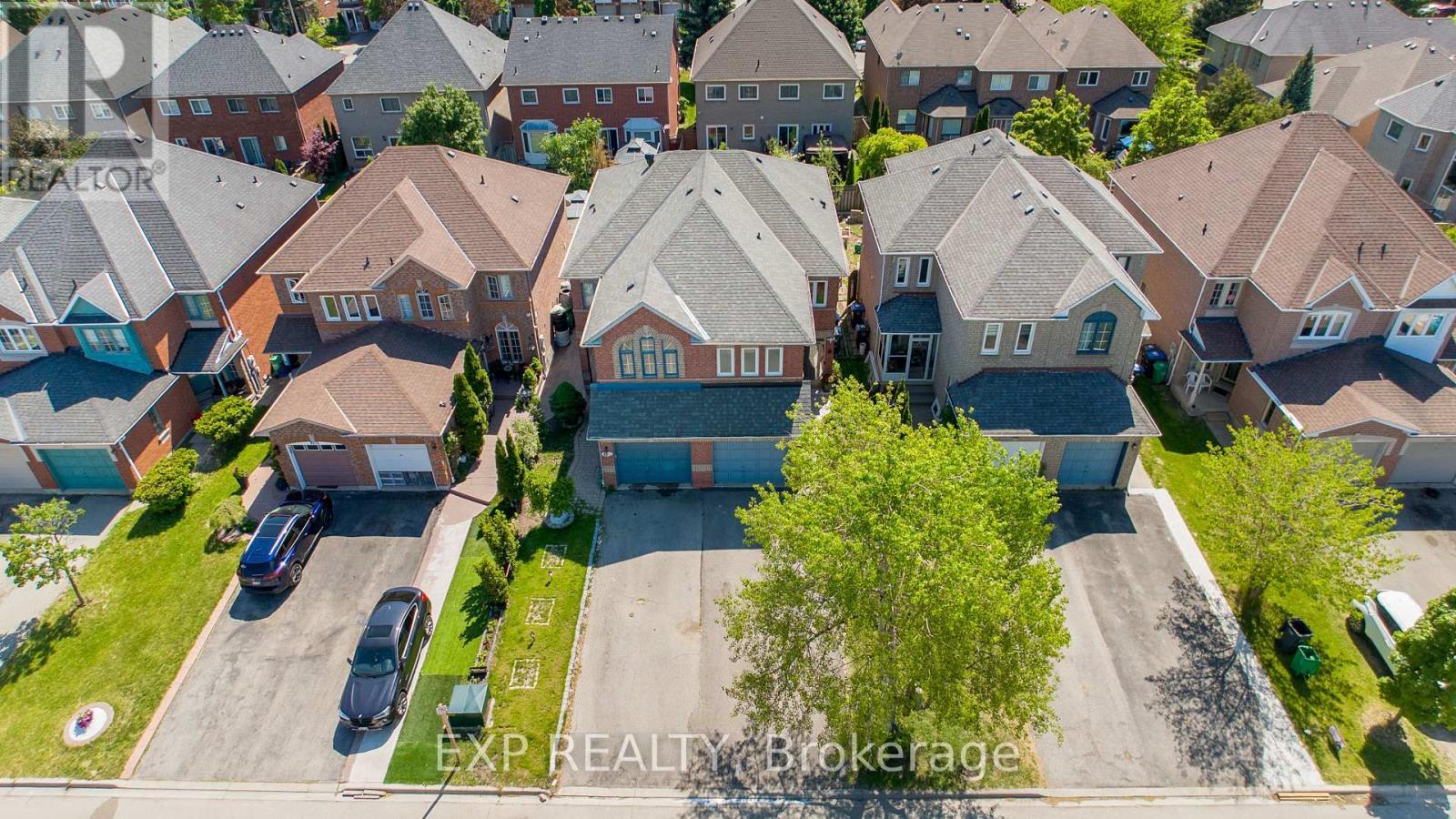 6157 Snowy Owl Crescent, Mississauga, ON