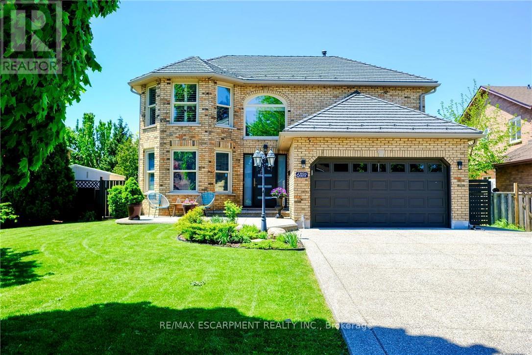 6 Regal Drive, Hamilton, ON