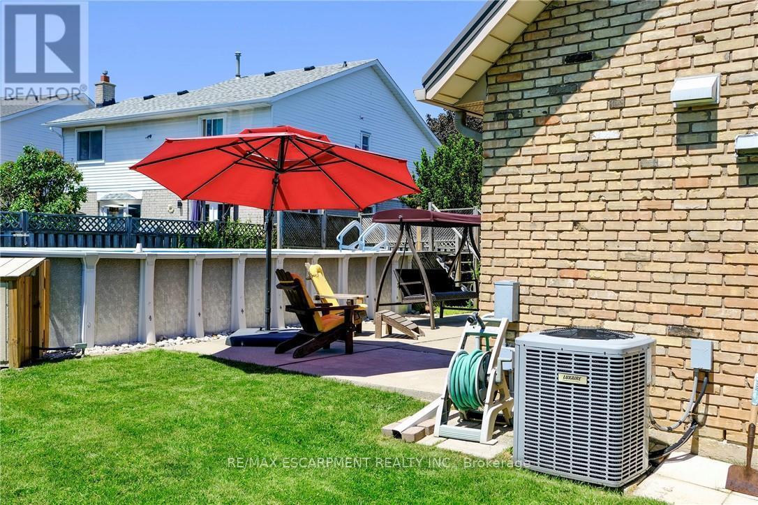 6 Regal Drive, Hamilton, ON