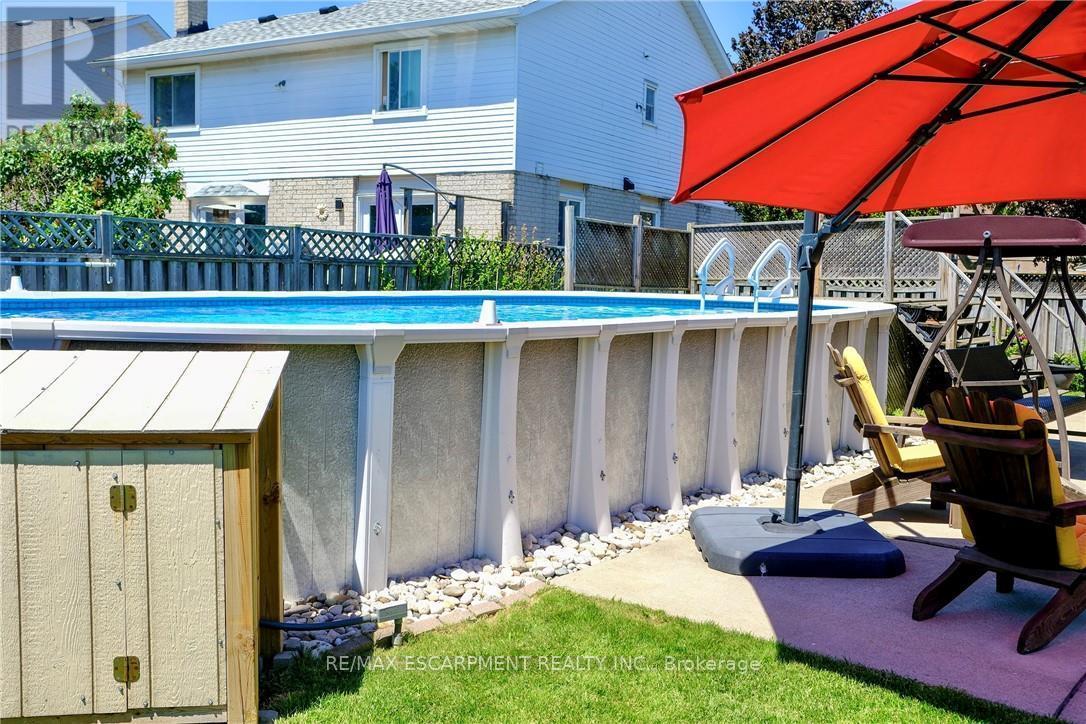 6 Regal Drive, Hamilton, ON