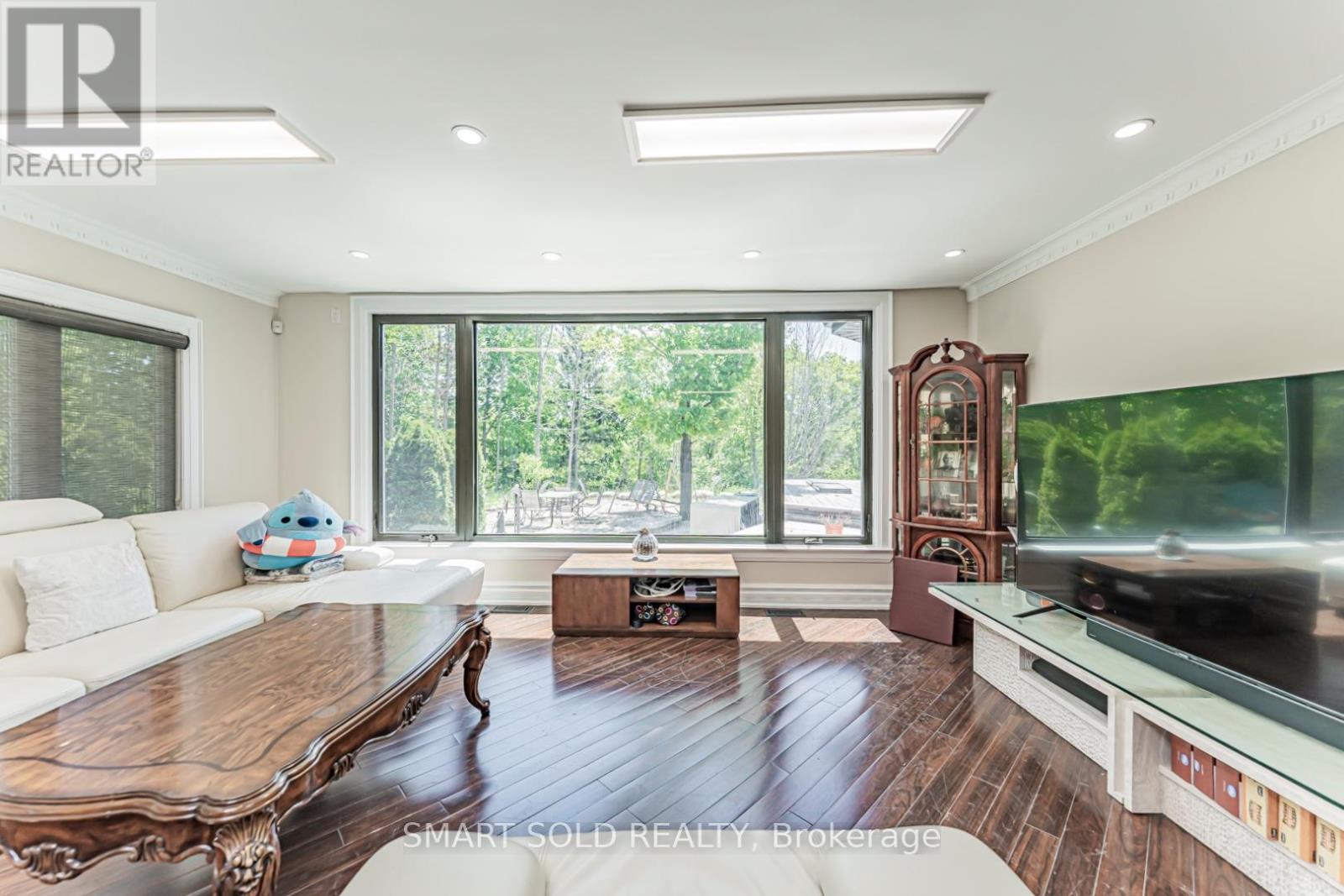7602 Reesor Road, Markham, ON - Indoor Photo Showing Living Room