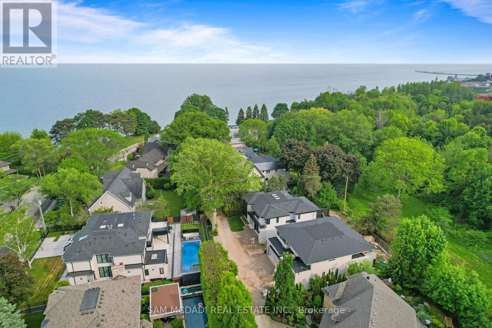362 Meadow Wood Lane, Mississauga, ON