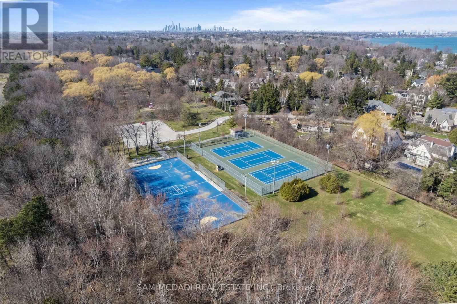 362 Meadow Wood Lane, Mississauga, ON