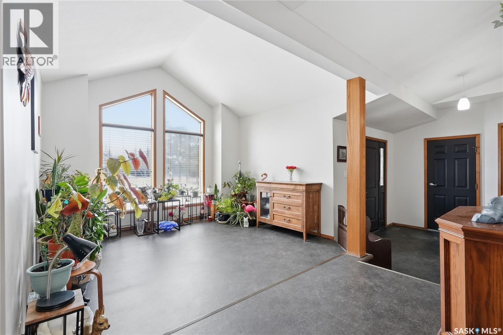 214 Forsyth Court, Saskatoon, SK