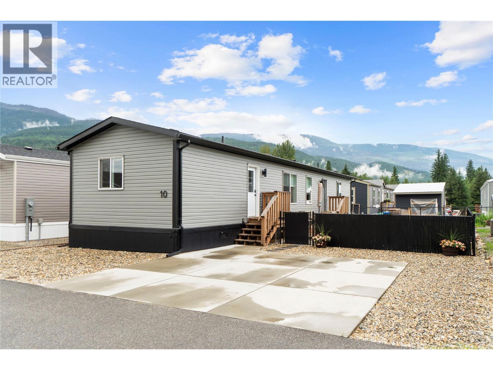 1705 Hillier Road Unit# 10, Sicamous, BC