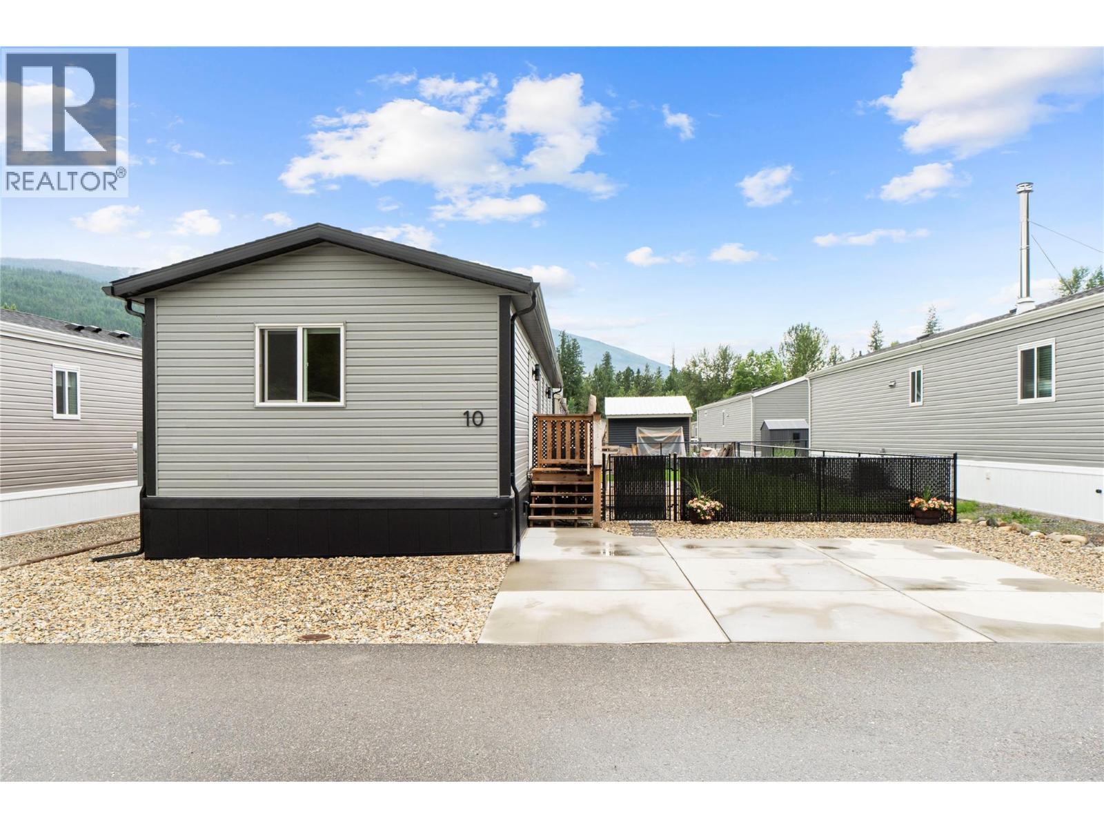 1705 Hillier Road Unit# 10, Sicamous, BC